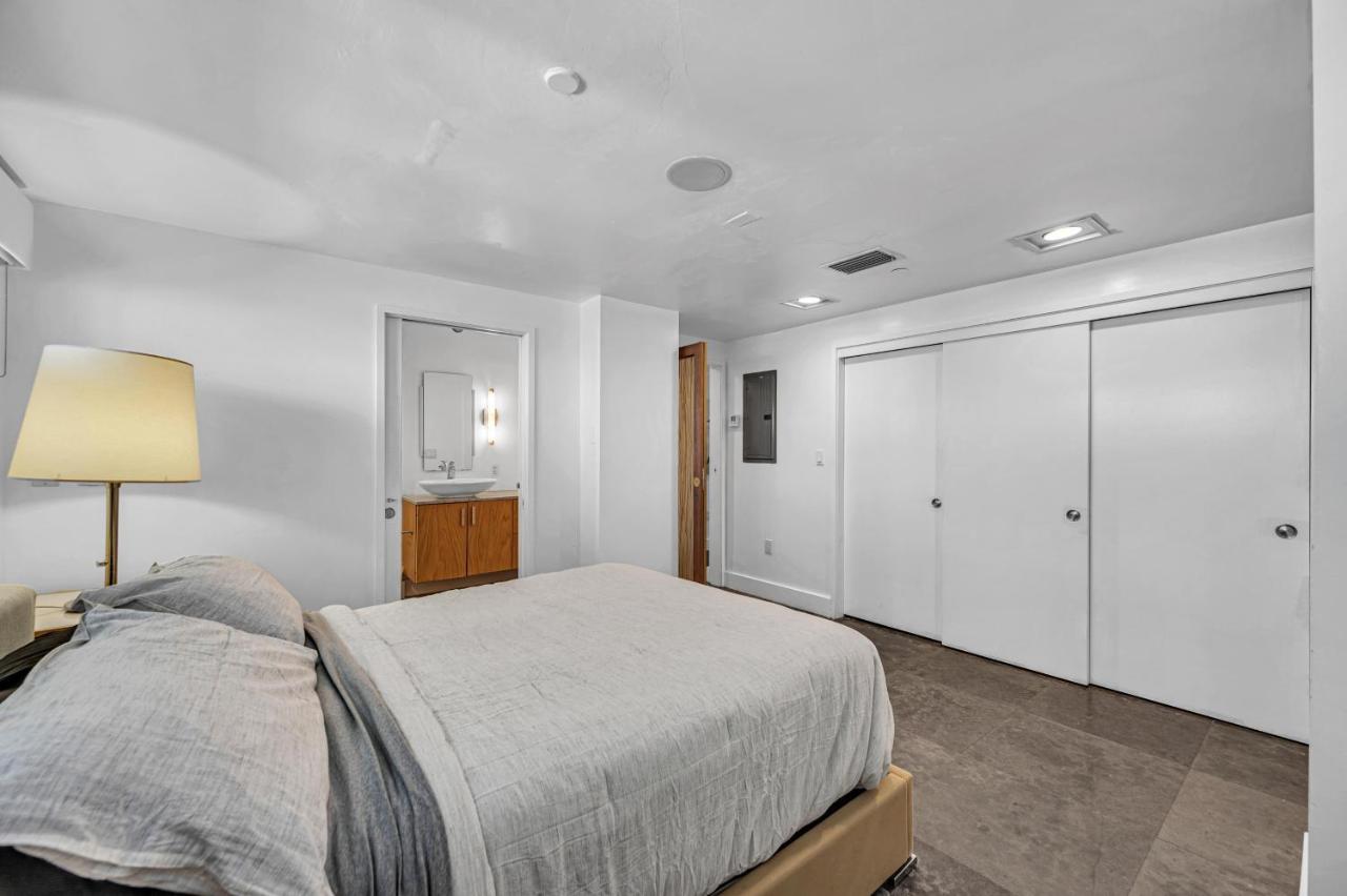 Ocean View 2 Bedroom - Ocean Drive - 1500 Sq Ft - 4