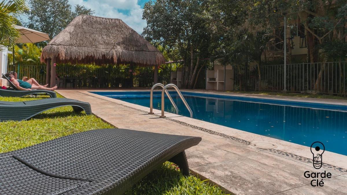 PIA01 Beautiful 3-Bedroom Apartment - 2