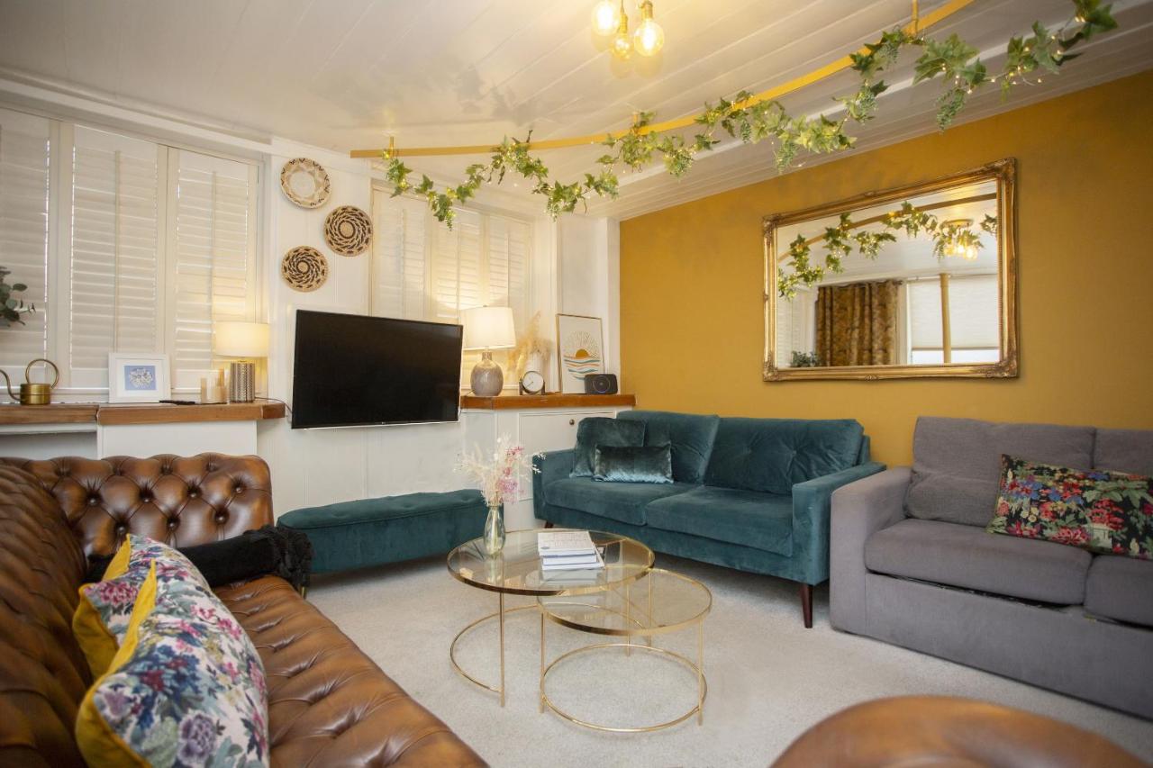 The Old Crescent Bakery - Beautiful Bath Townhouse