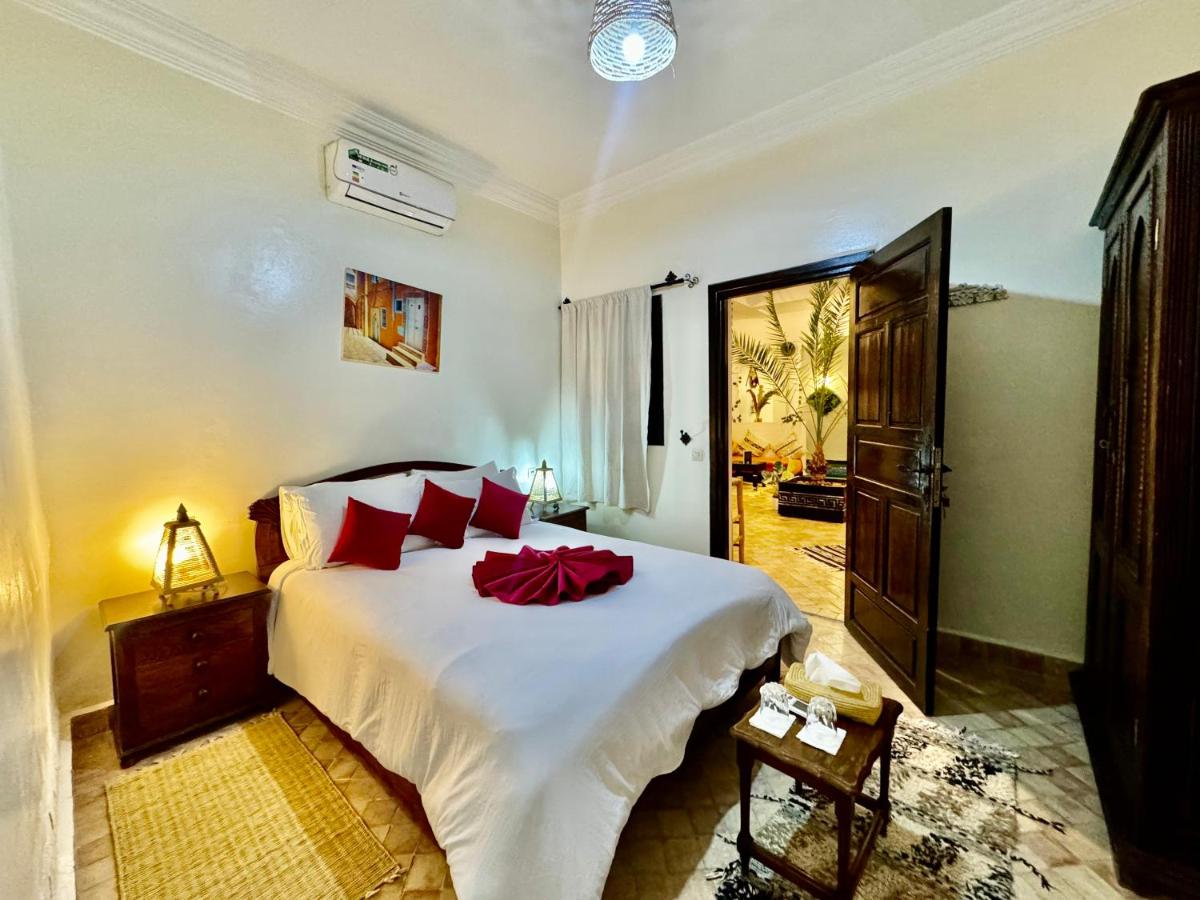 Ryad Iklill Hcek - 2