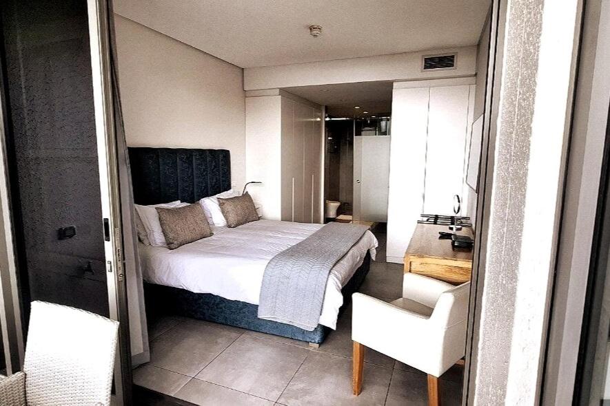 Dockside Serenity - 2