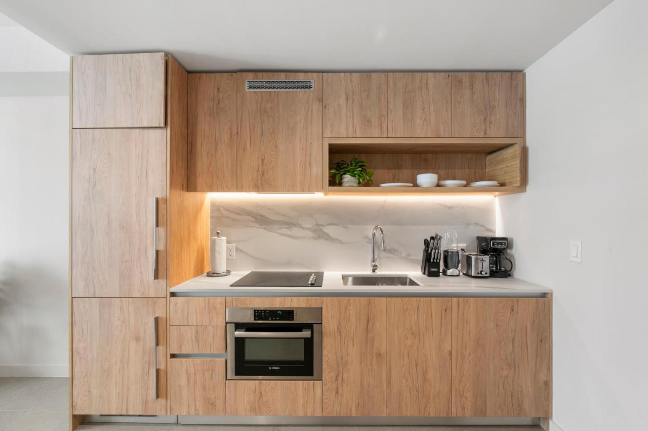 Luxury Urban Comfort at The Crosby Miami - Central Location - 3