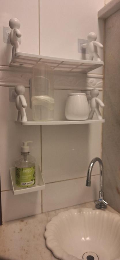 SCR- Copacabana- Lindo Apartamento no Posto 2 na Quadra da Praia - 3