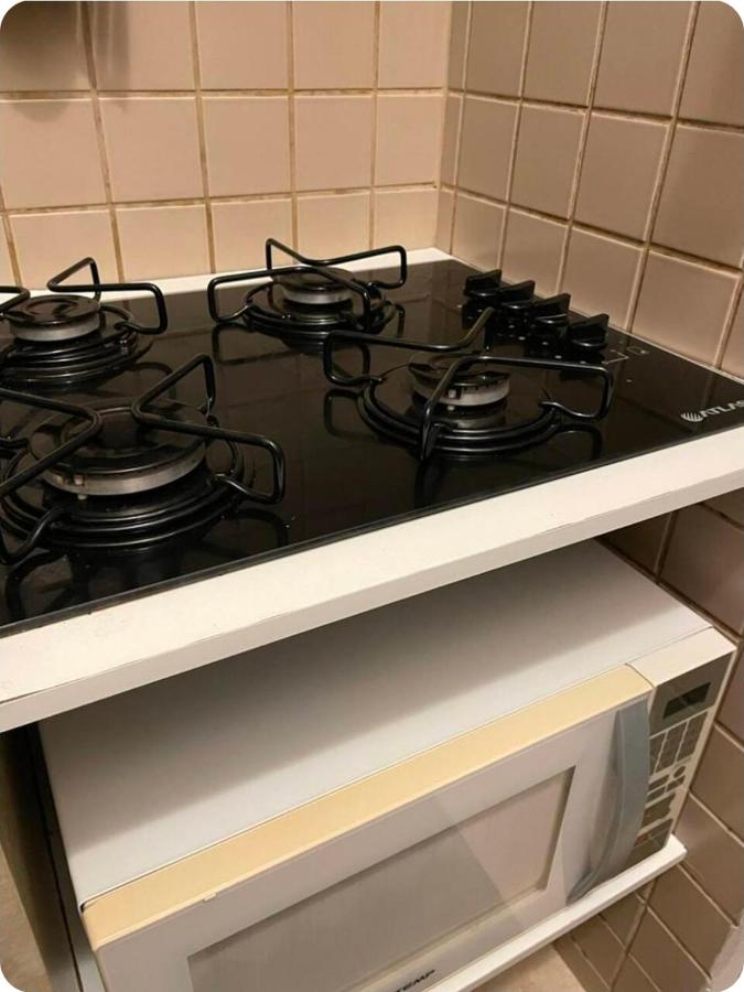 SCR- Copacabana- Lindo Apartamento no Posto 2 na Quadra da Praia - 4