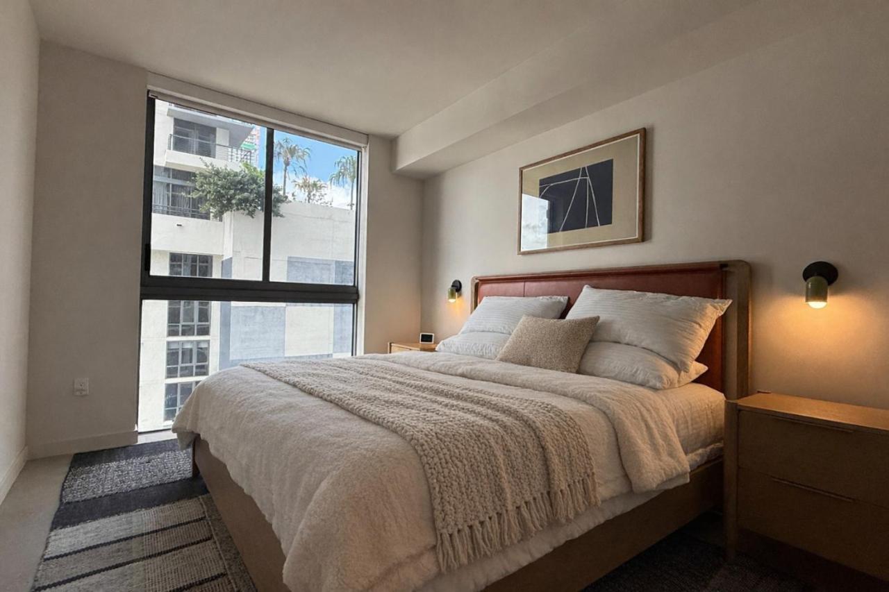 New! 2026 Condo Best Location Miami Worldcenter w/ Massive Amenities - 2