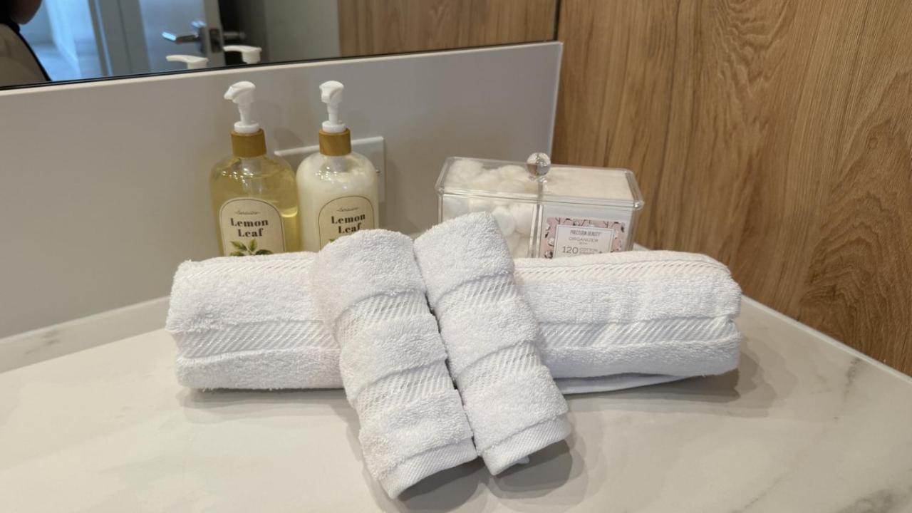 New! 2026 Condo Best Location Miami Worldcenter w/ Massive Amenities - 3