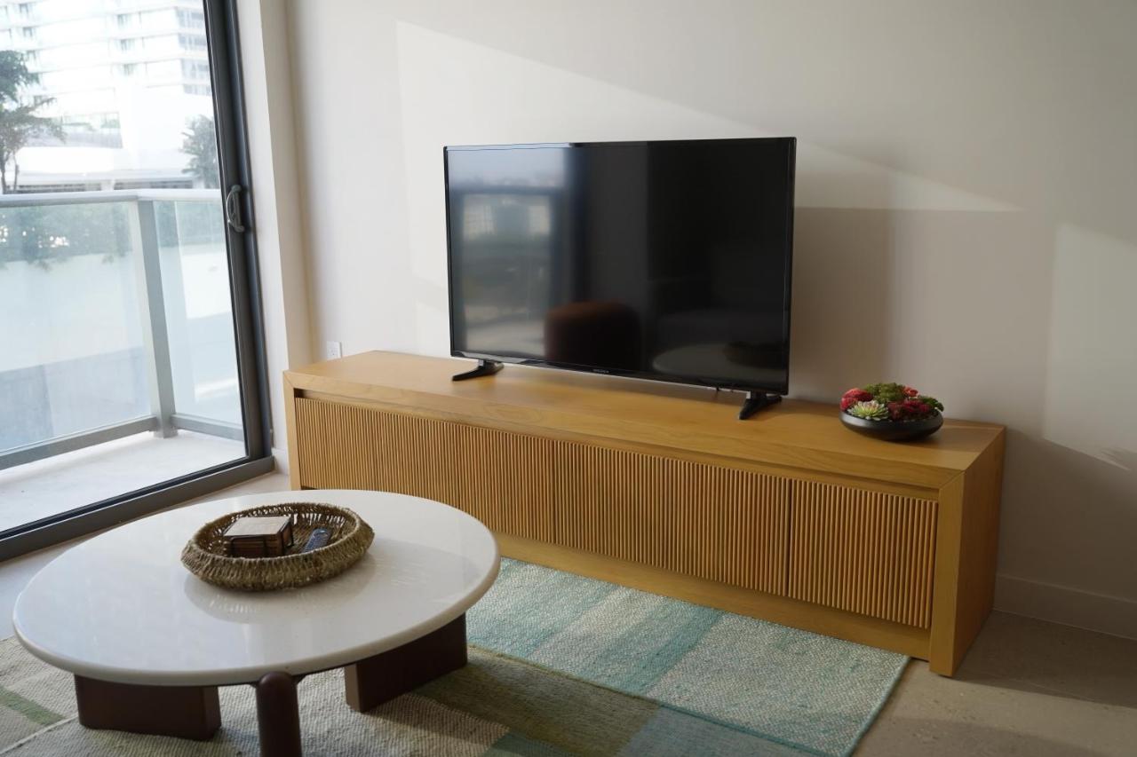 Stylish Minimalist 1BR in The Crosby - 4