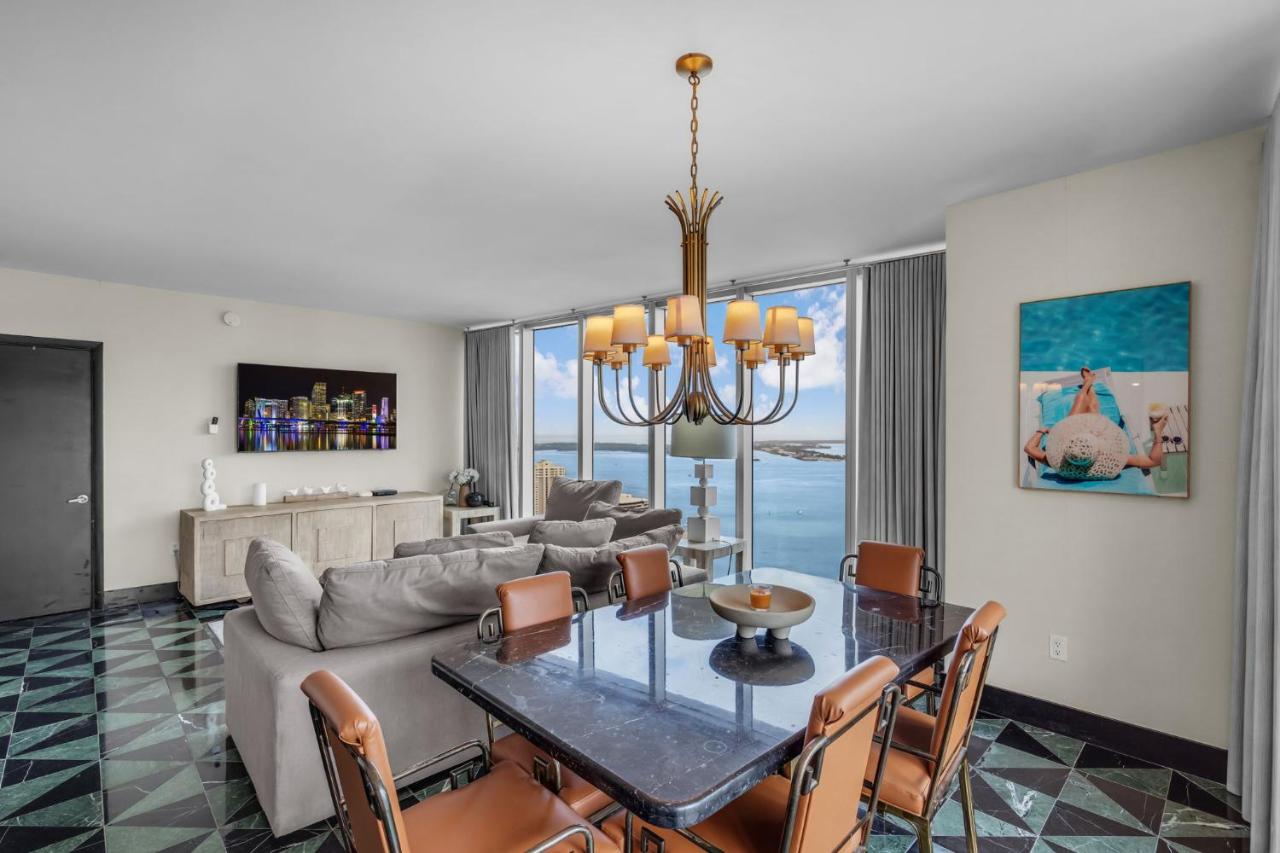 Sky-High Water Views at Icon Brickell