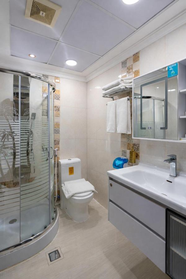 Royal Tulip Hotel LLC - 3