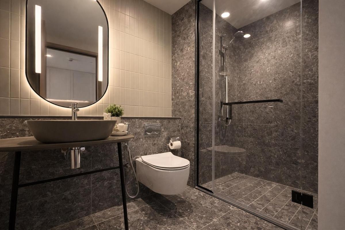 The Burj View Experience - the heart of Dubai - 3