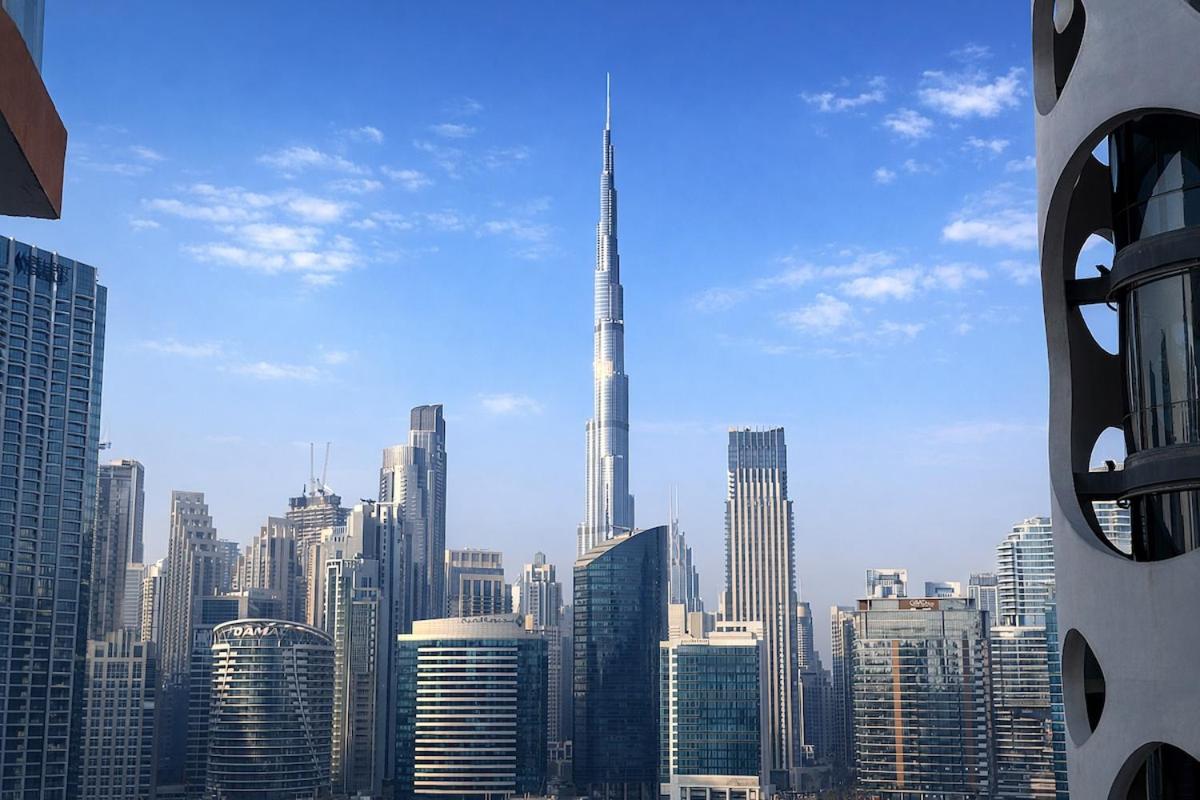 Direct Burj View Waterfront 1BR - Live Luxe - 5