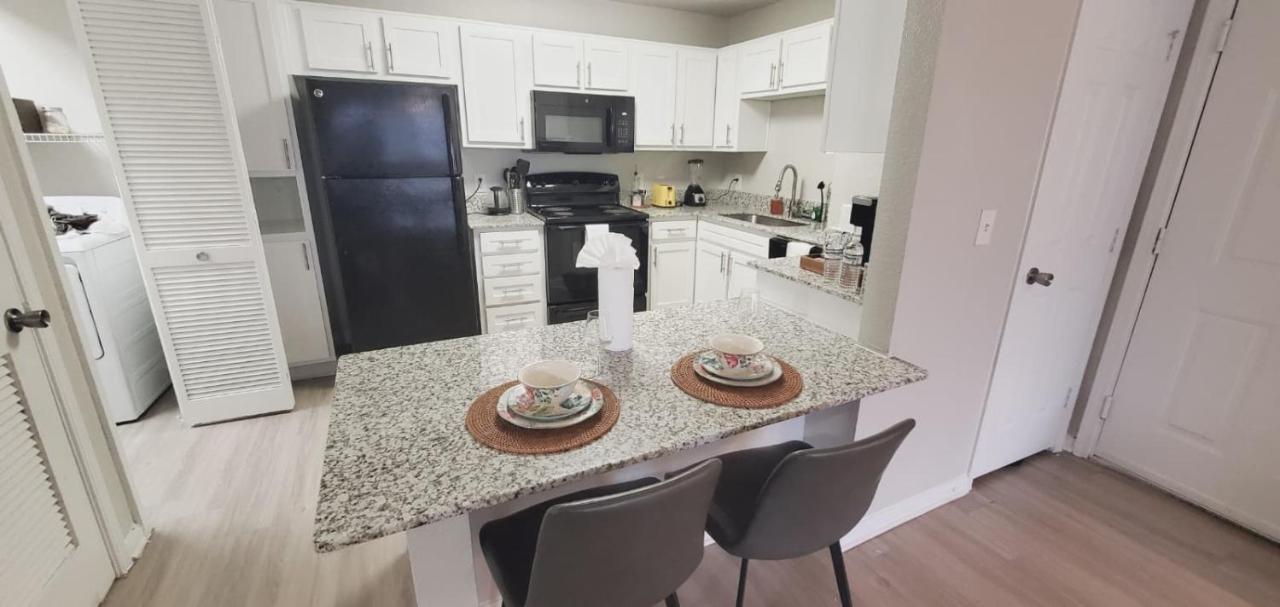 Comfort stay close to UT,DT, Lady Bird Lake - 5