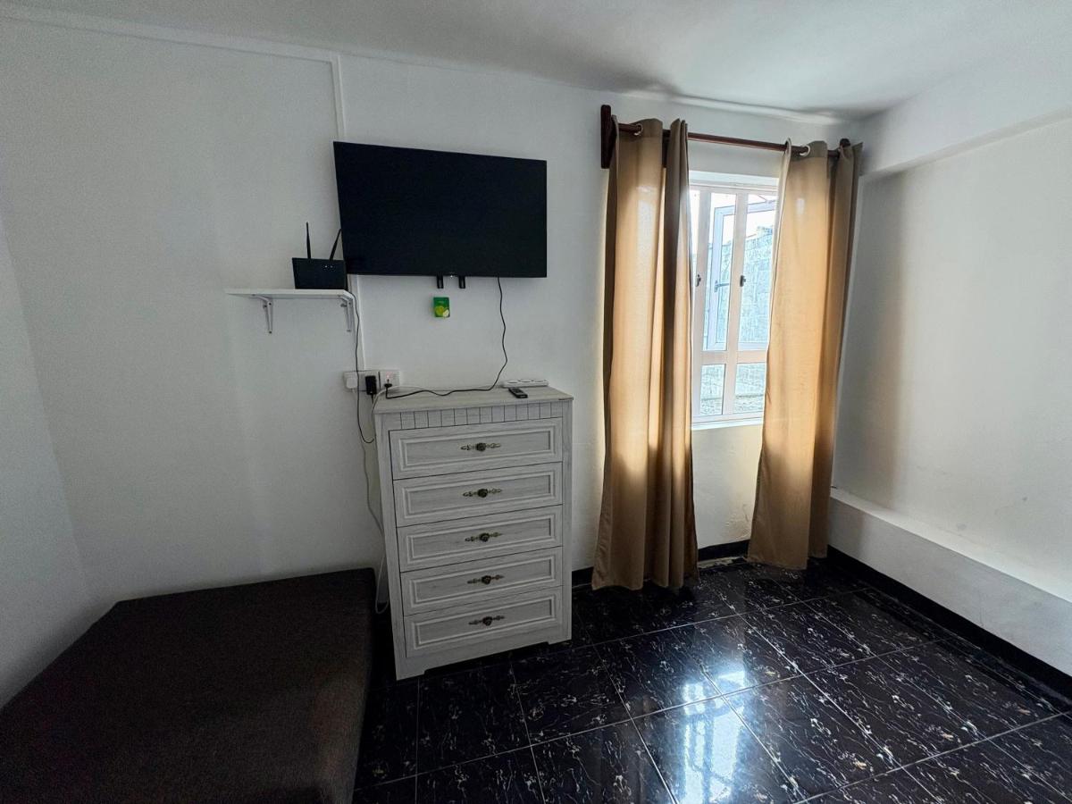 The Village Nest Apartment - 5