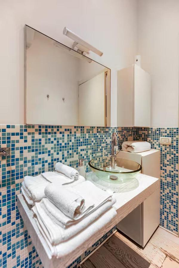 Morgagni Suites- Elegante bilocale con tram T1 sotto casa - 3