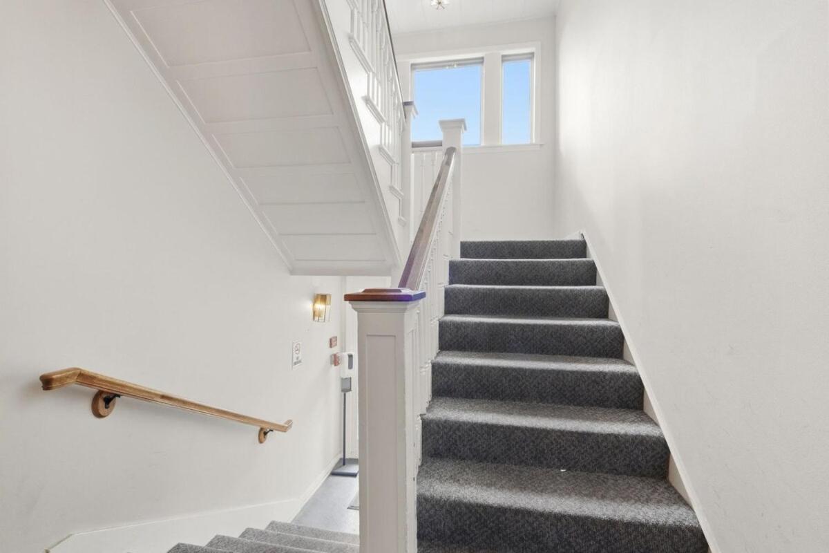 Cozy 3BR Near Vanderbilt & Downtown - 4