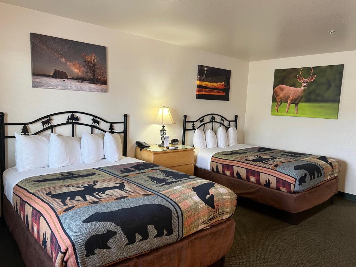 Antlers Motel — photo 21