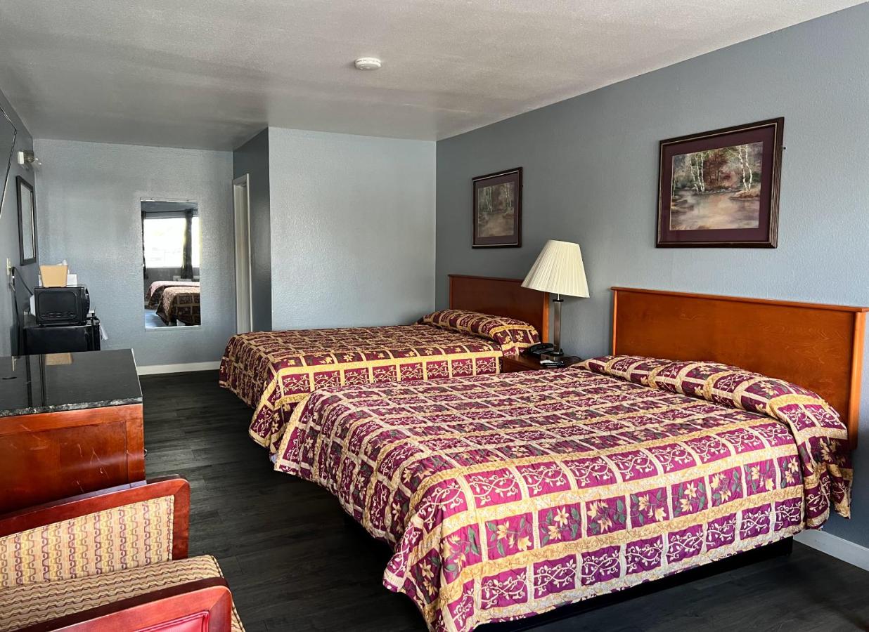 Oasis Motel — photo 2