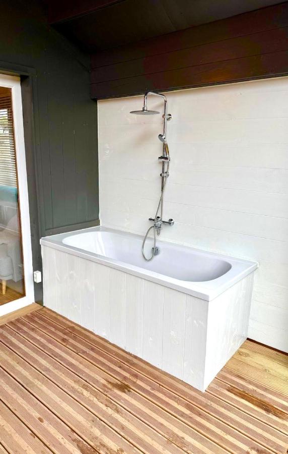 New cozy chalet and private garden with sauna and outdoor bath near Amsterdam - 4