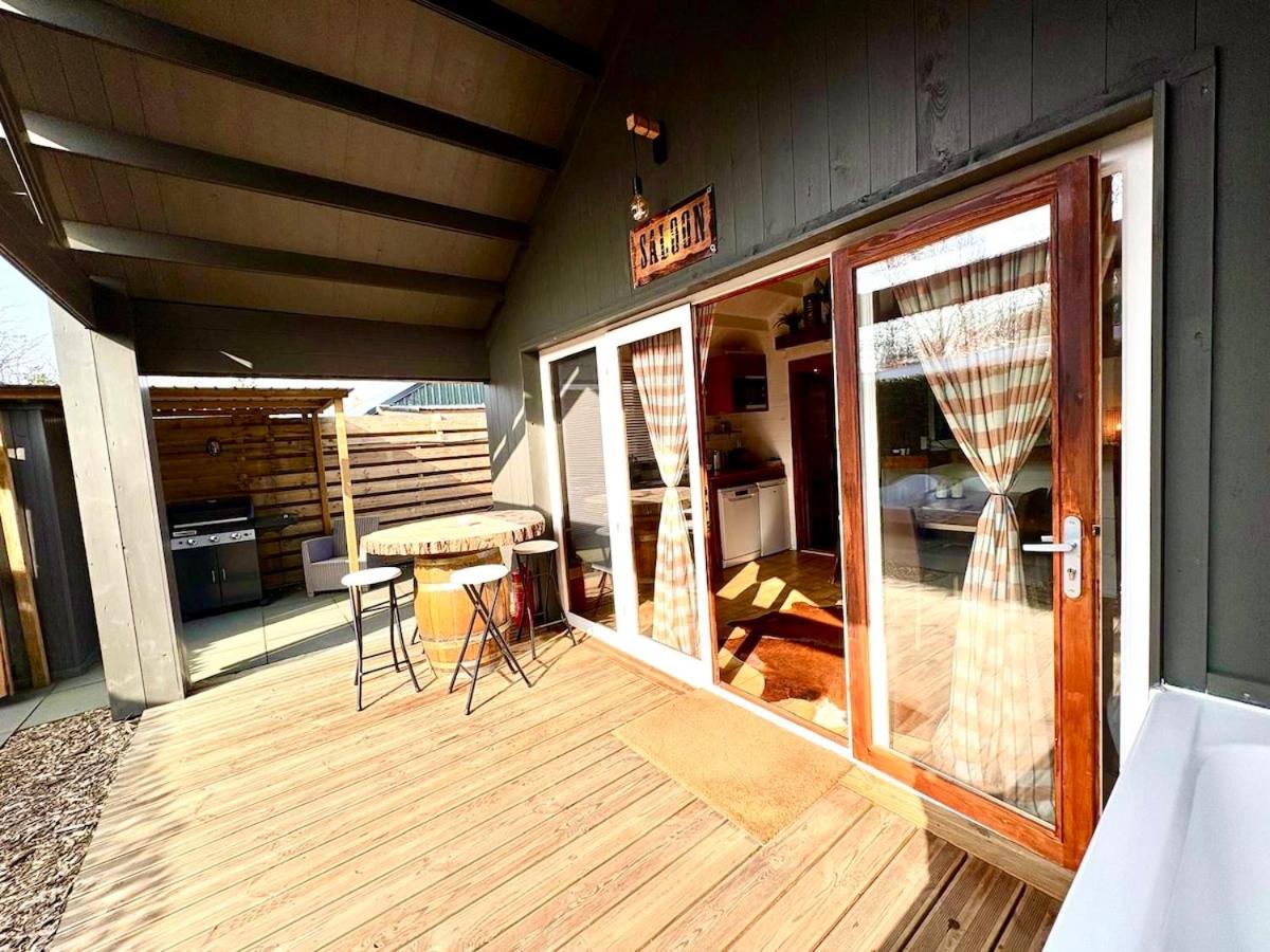 New cozy chalet and private garden with sauna and outdoor bath near Amsterdam - 3