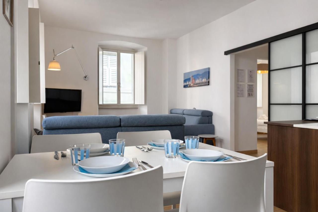 Bilocale in centro a 1 minuto da Piazza Unità