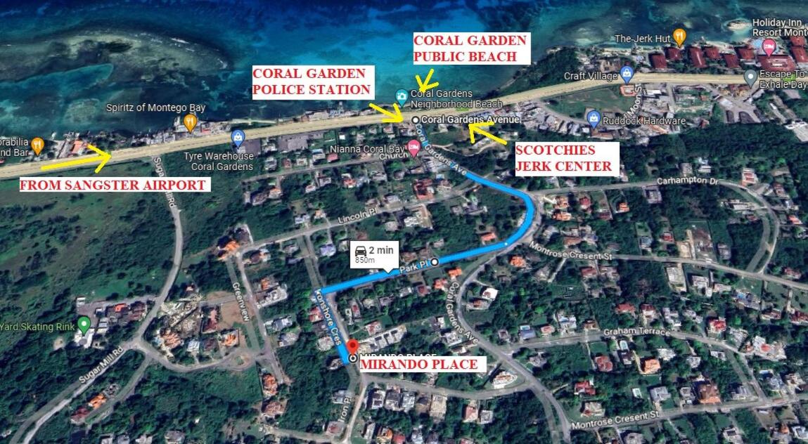 MIRANDO PLACE #7---BEACH CLUB ACCESS, ,POOL, HOTTUB, GYM,3 Lounges, APARTMENT #7, Airport 10 minutes - 2