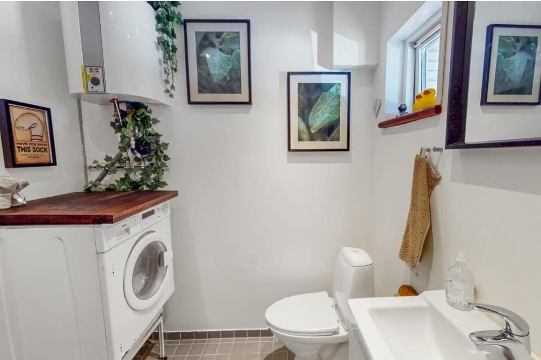 Cozy townhouse near Copenhagen Free parking - 3