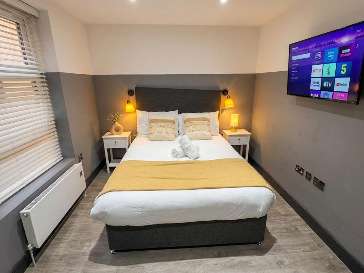 345 Lovely Lux Studios near Kingscross and Central London Keyless Smart Check-In - 3