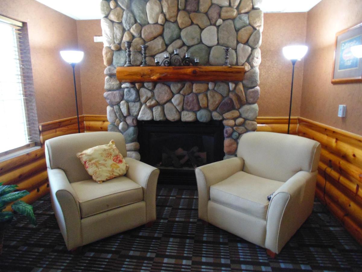 Opsal's Venture Inn Motel — photo 17
