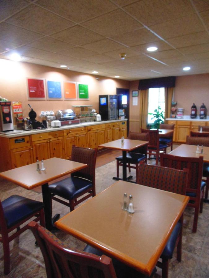 Opsal's Venture Inn Motel — photo 23