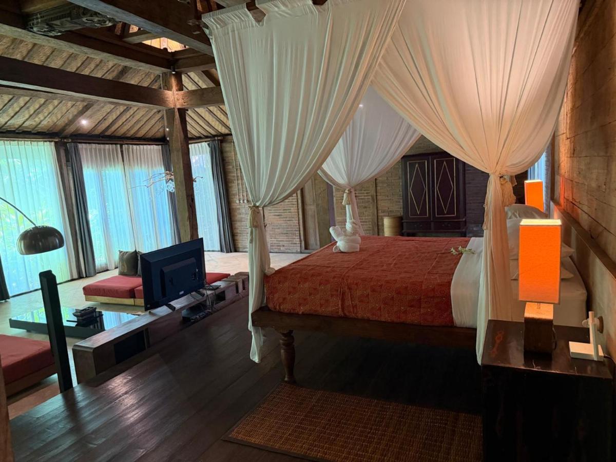 Unique architect-designed Villa & Tropical garden in Seminyak - 2