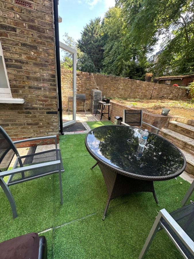 room with great access to central London - 5