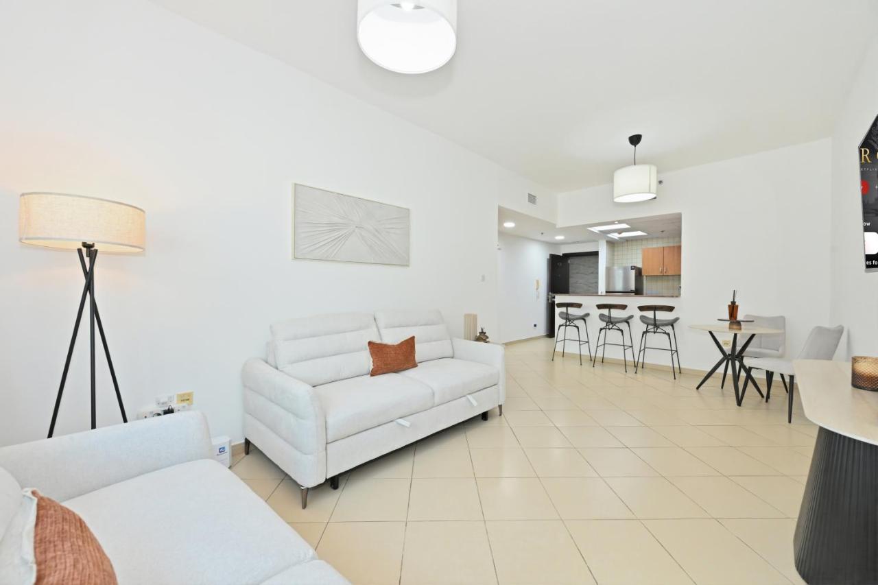 Diamond Superior 1BR - 1min to Metro, Tram and 2min to Beach JBR - 3