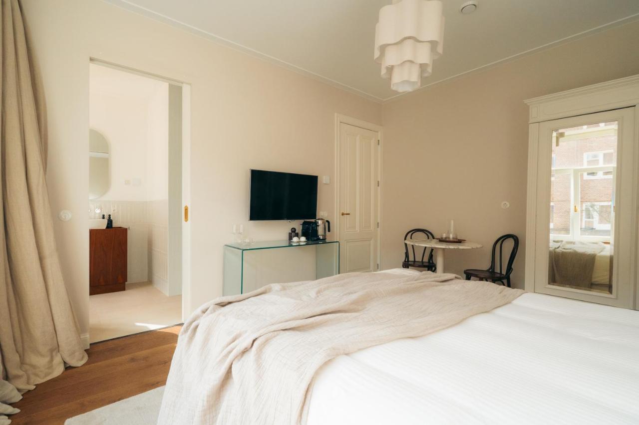 Designer Room with Ensuite in Oud-West - 5