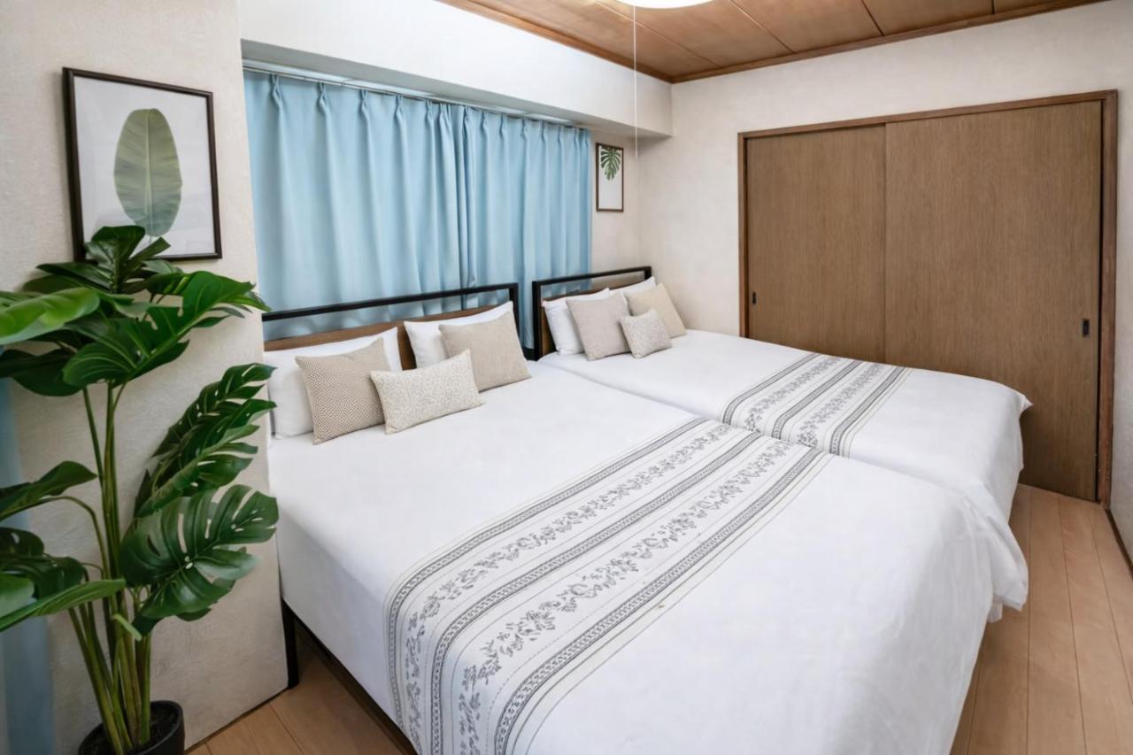 2th floor with elevator 3min walk from Koma Gome on the Yamanote Line 2 rooms and 1 living room, maximum 8 people, direct access to Shinjuku, Ueno, Akihabara, Ginza, Tokyo Ikebukuro, Shinjuku, Shibuya - 2