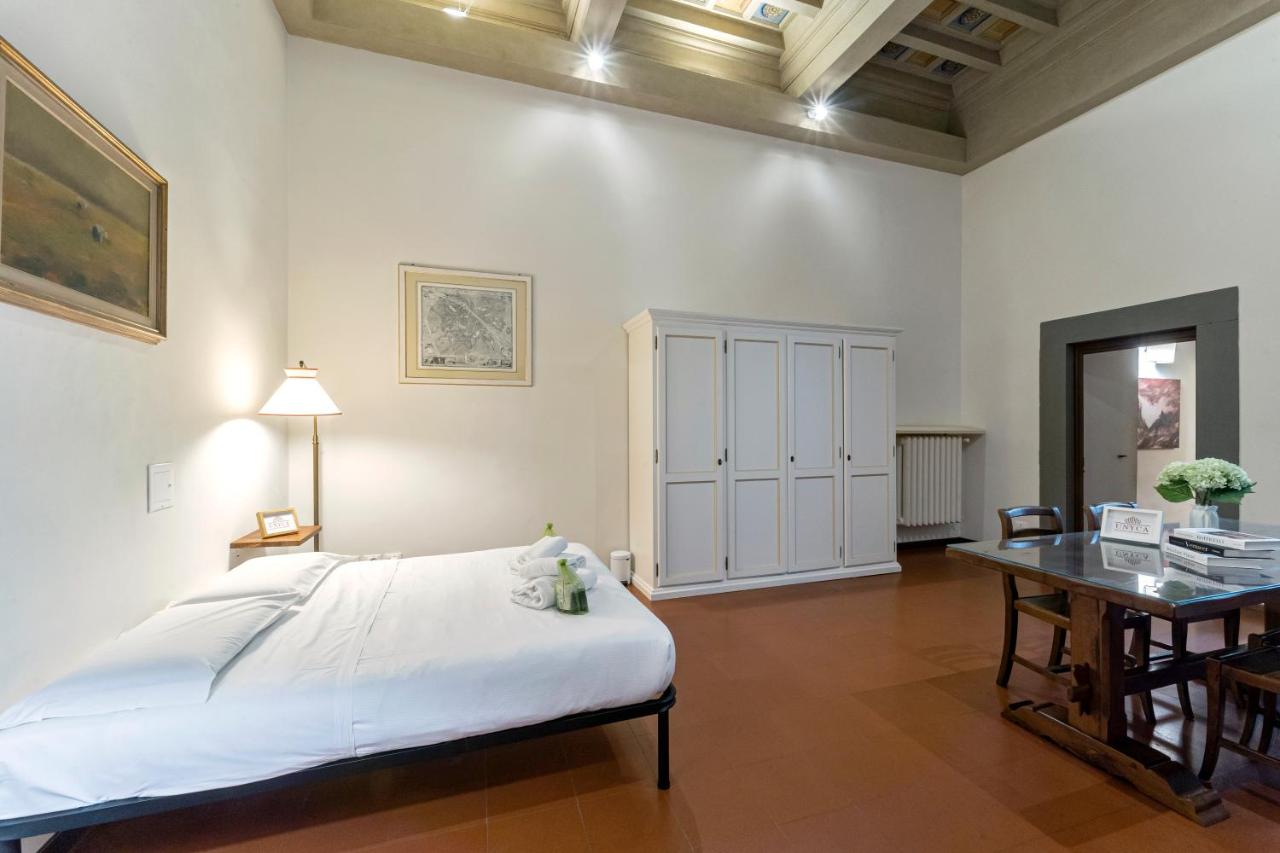 UNYCA- Elegant Apartment "Santo Spirito"