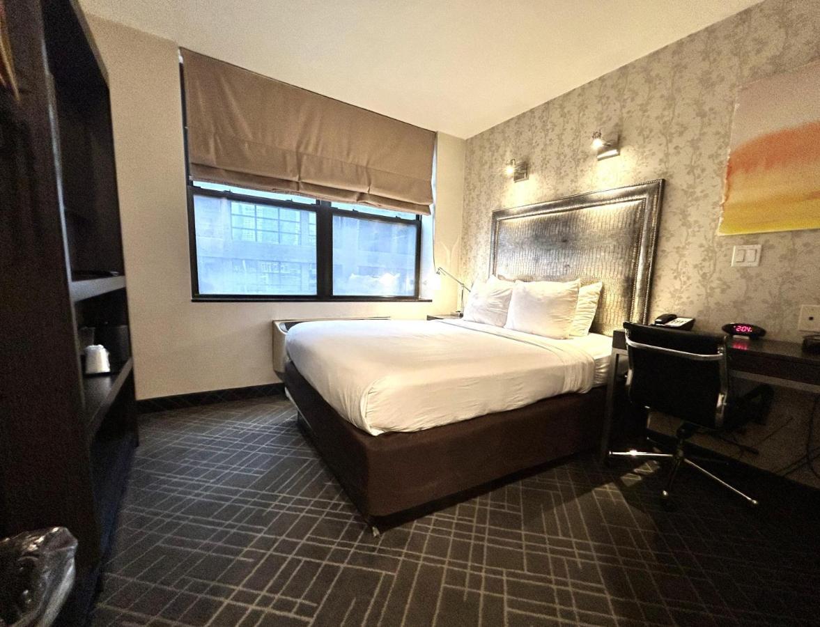 Times Square West Hotel, BW Signature Collection - 2