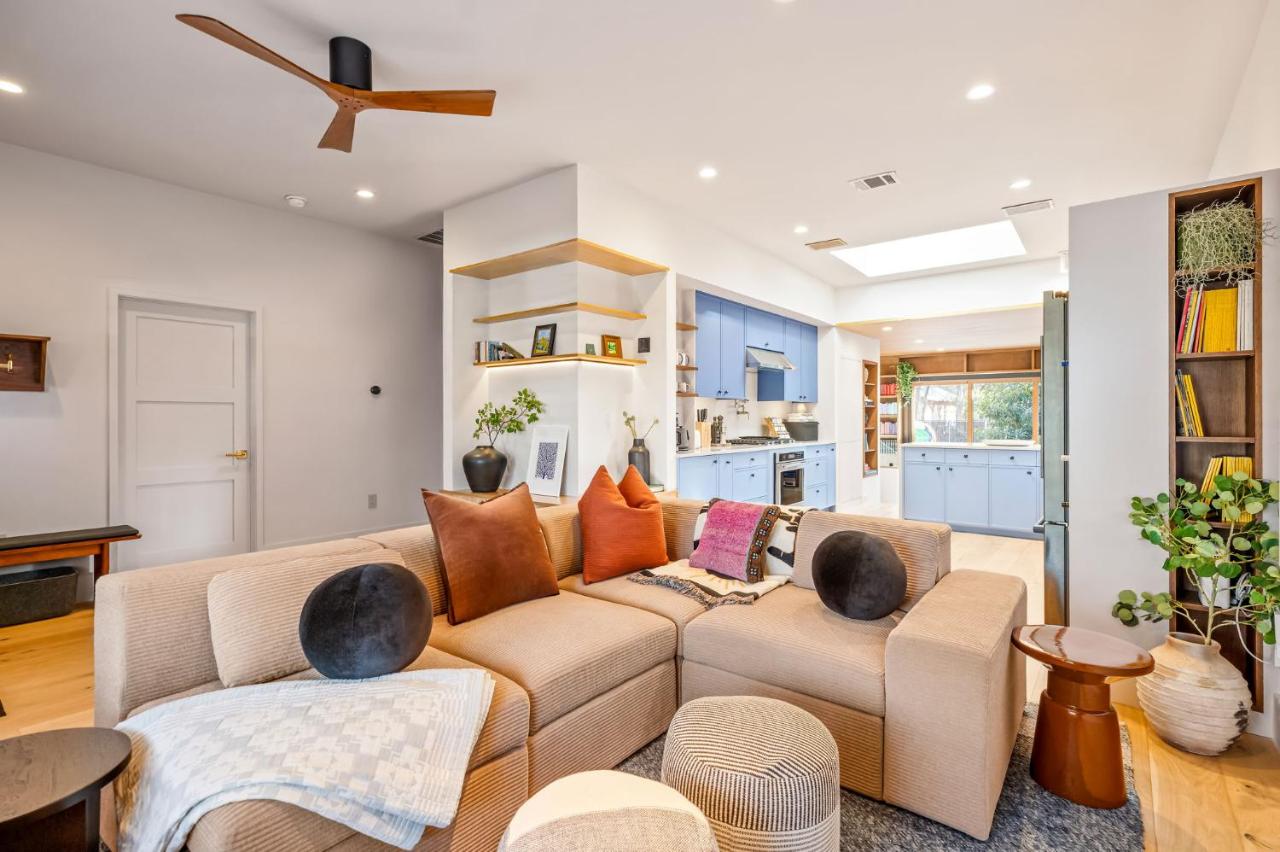 Skylight Social House with Fire Pit near Rainey St - 2