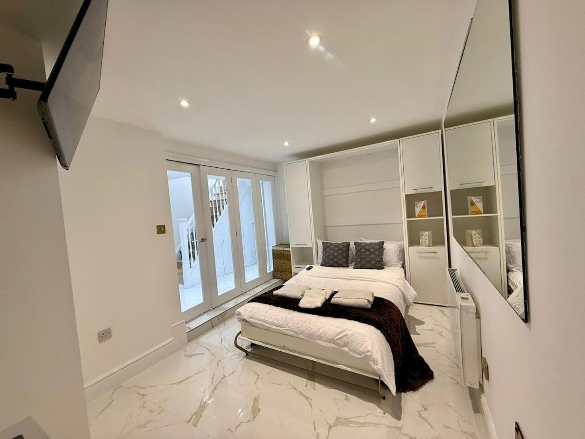 Stockwell Residences - Cloud Nine Studio