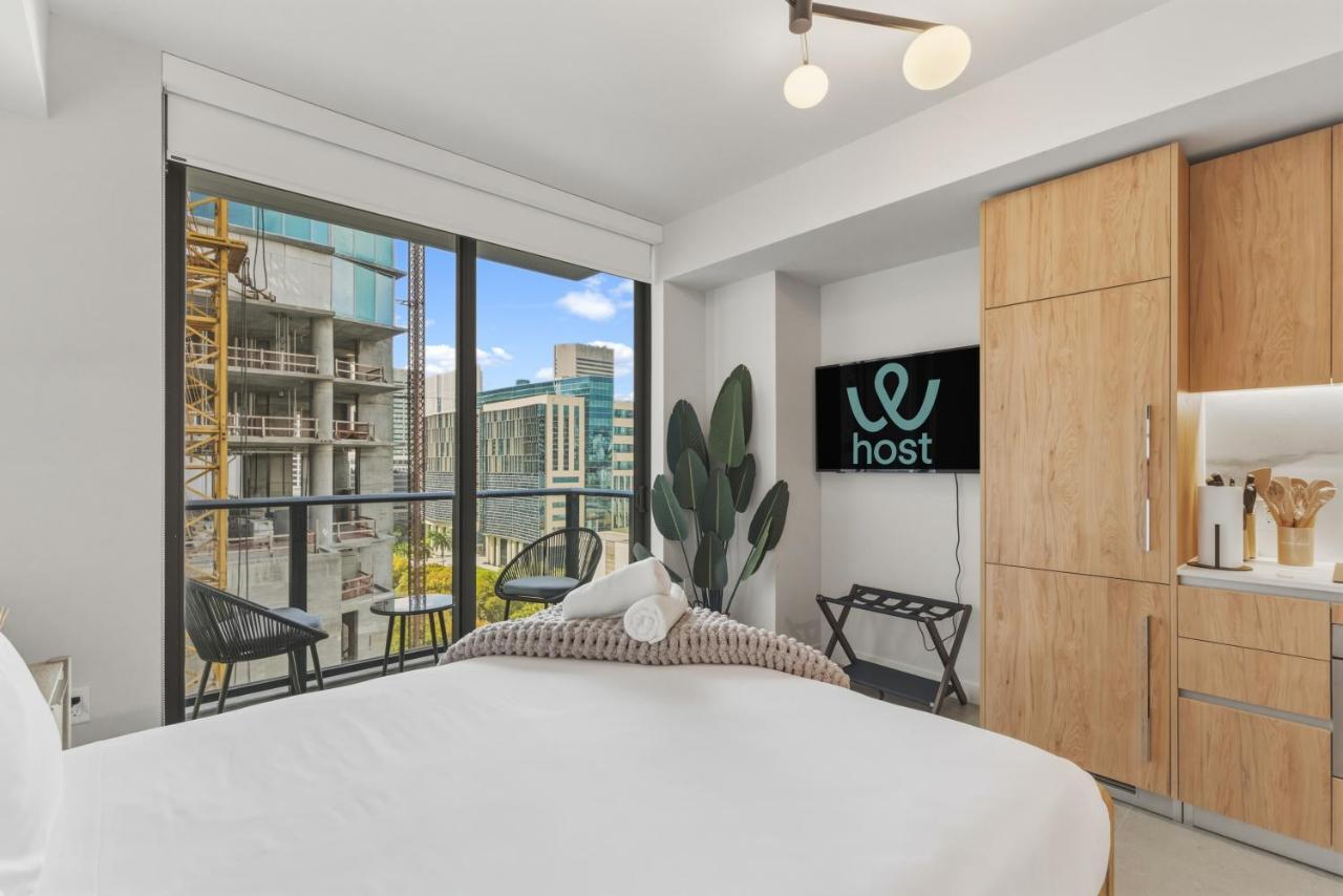 Downtown Studio Steps from Bayfront Park - 3