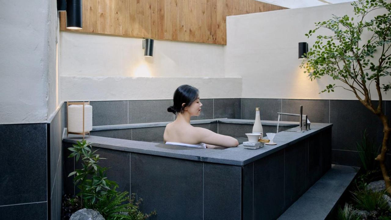 Stay Passport Itaewon Hotel & Spa - 3