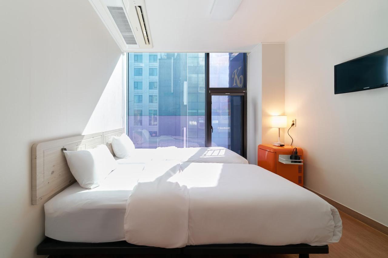 K9 Myeongdong Hotel - 2