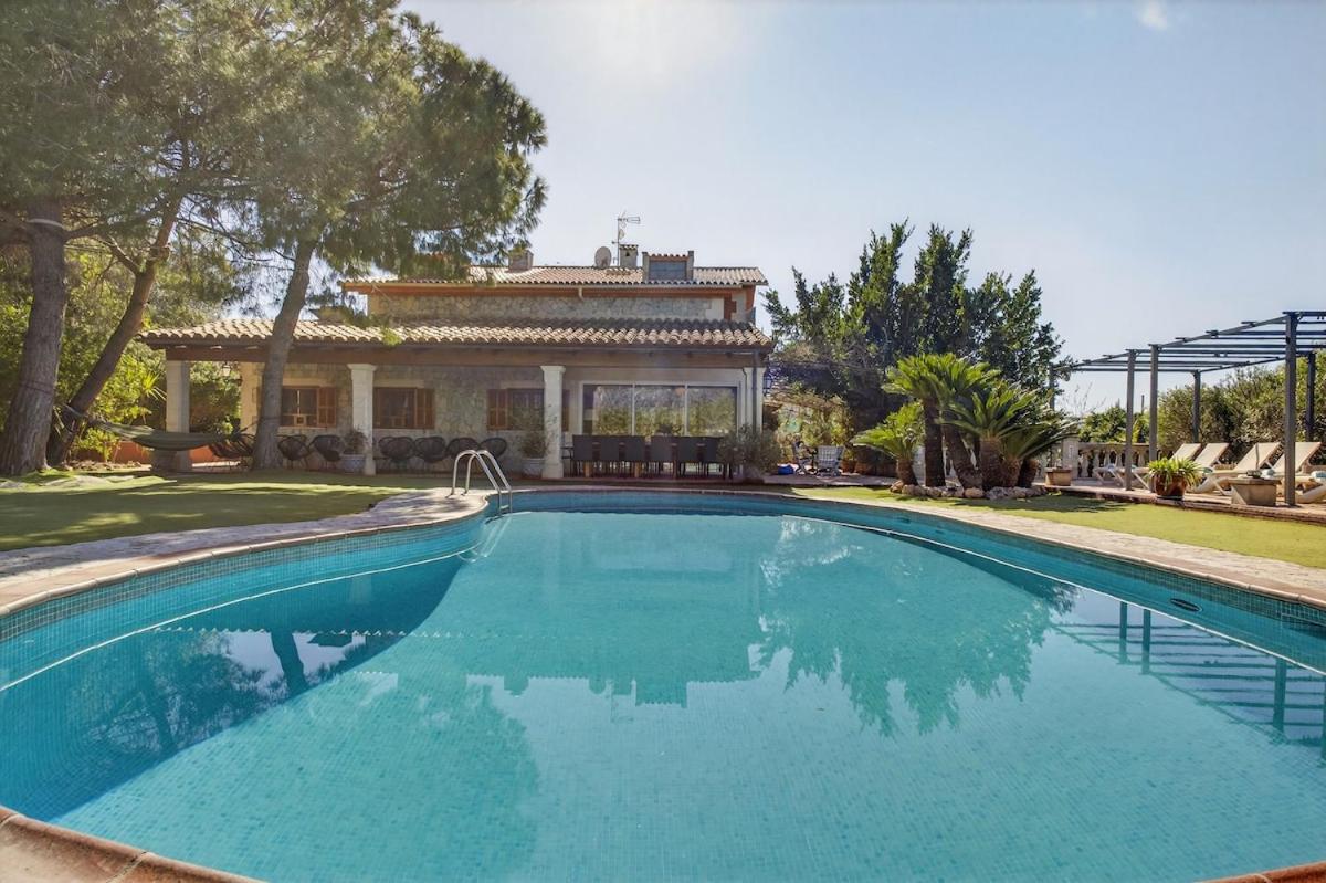 Villa Escondido - Hidden Paradise