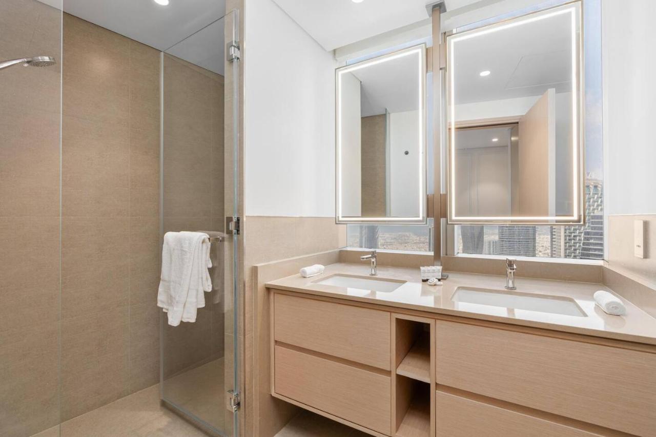 Burj Khalifa & Fountain View | Grande Signature - 3