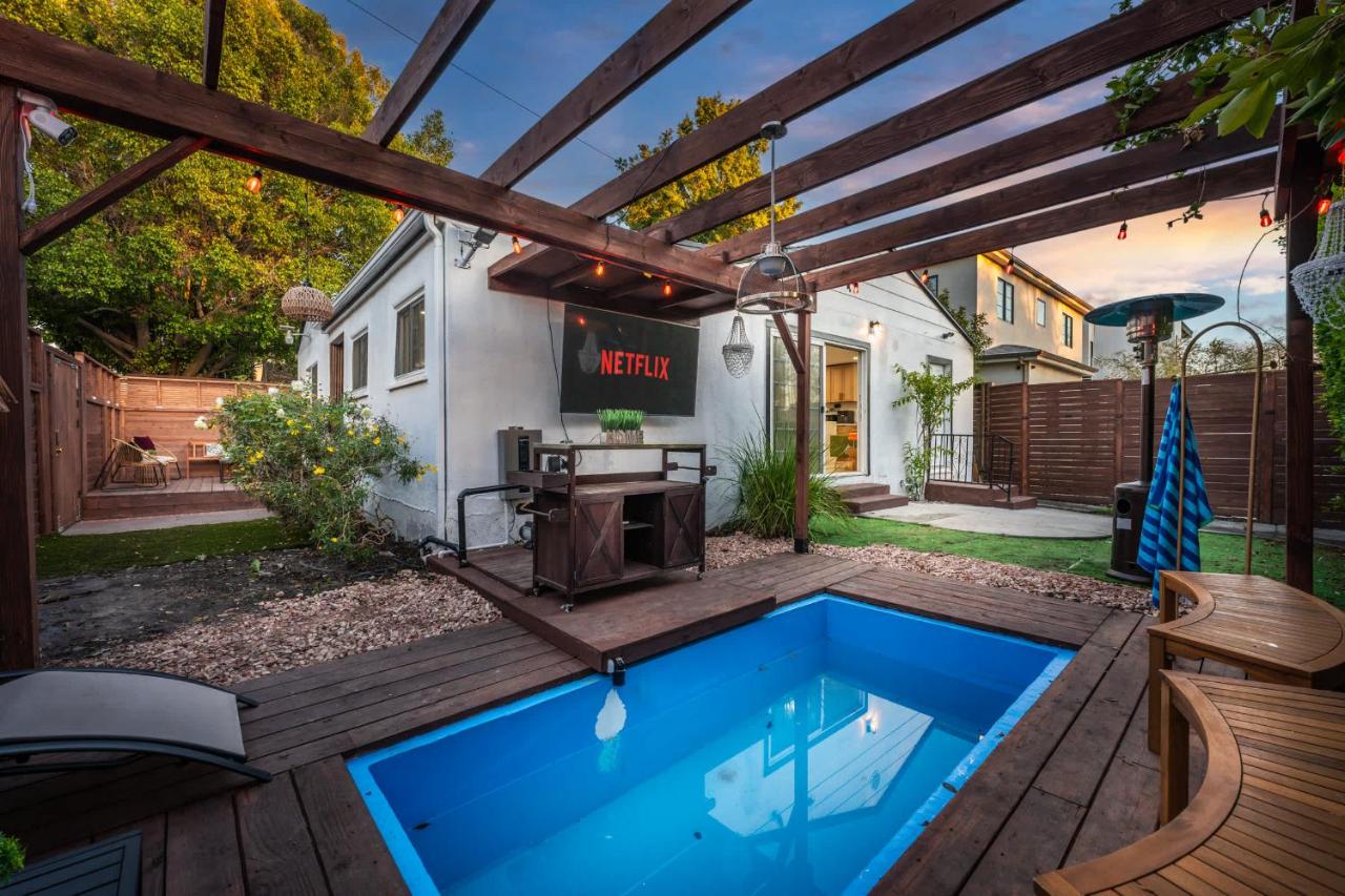 Modern 3BR with Patio Pool & Prime Hollywood Spot - 5