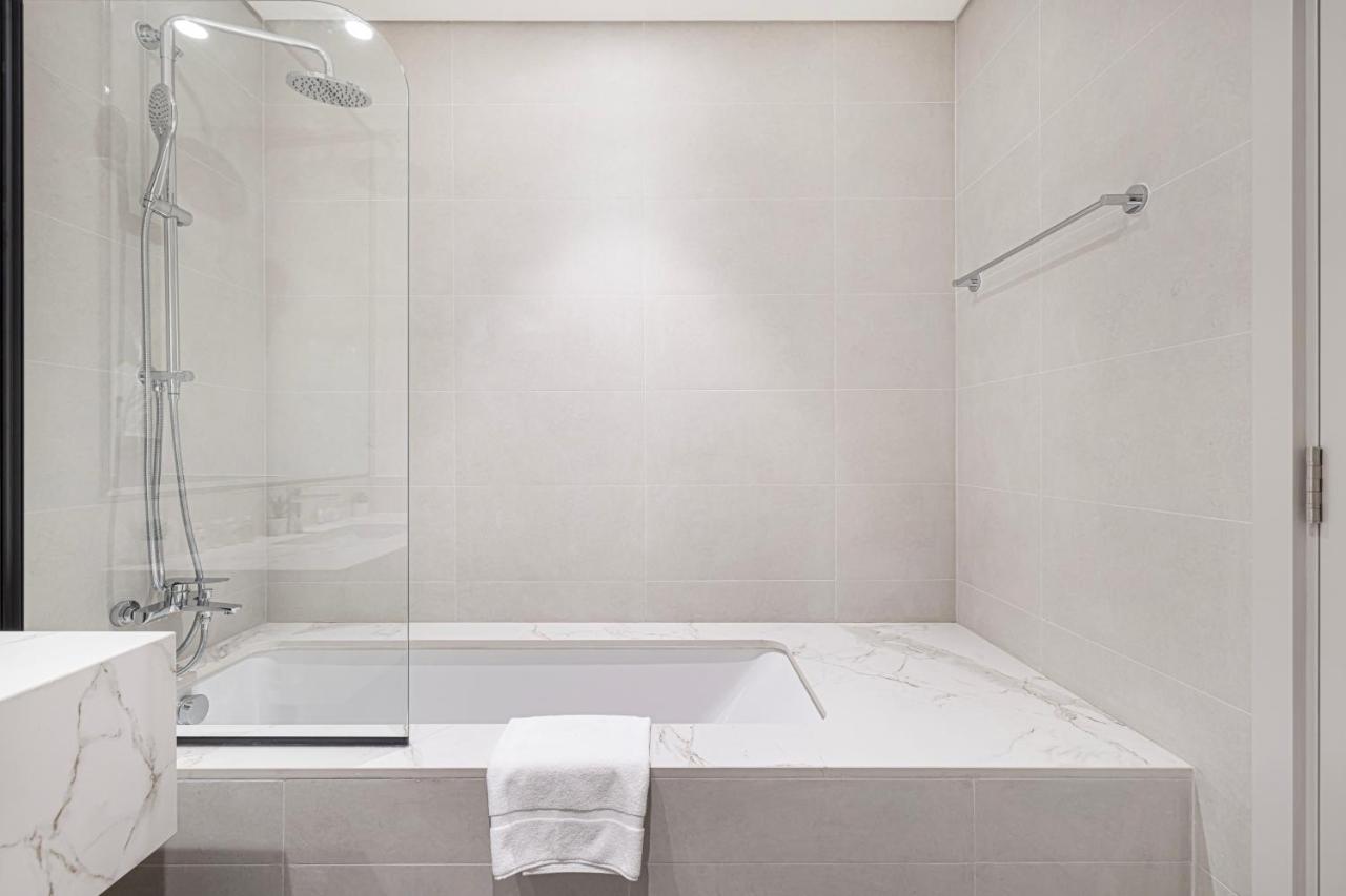 Artistic Stay at Beach Mansion - Private Beach - 3