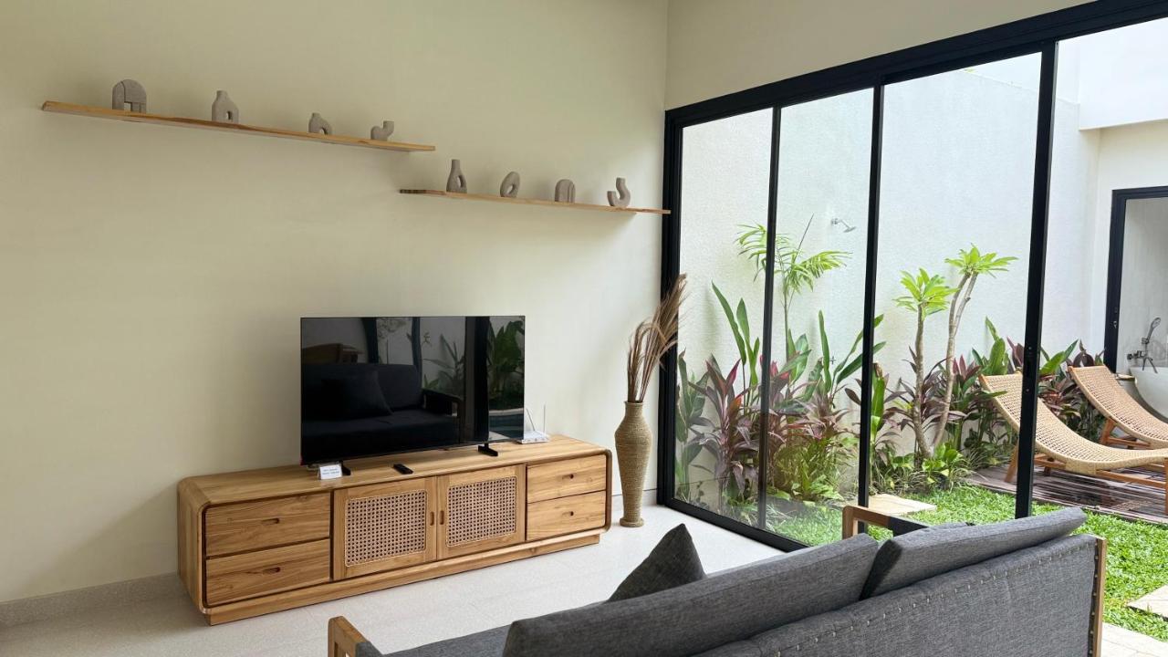 Modern 1BR Pool Villa-Walk to Beach-Central Legian - 5