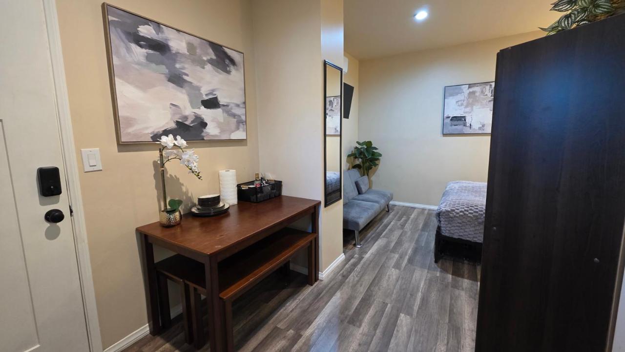 Comfortable Guest Studio by Cedars-Sinai, Beverly Center and Beverly Hills - 4