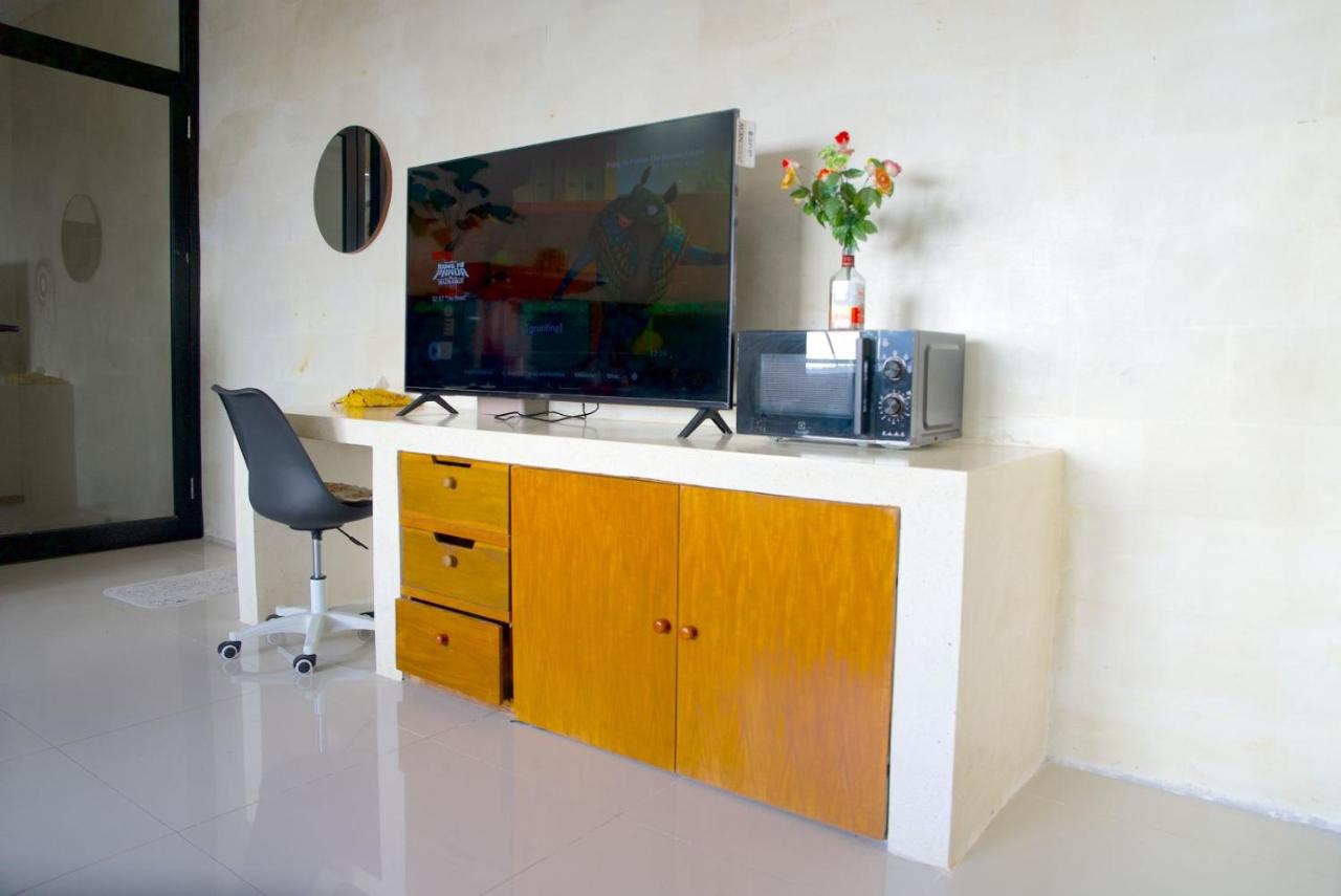 Best Value Room Sanur Walk to Beach - 5