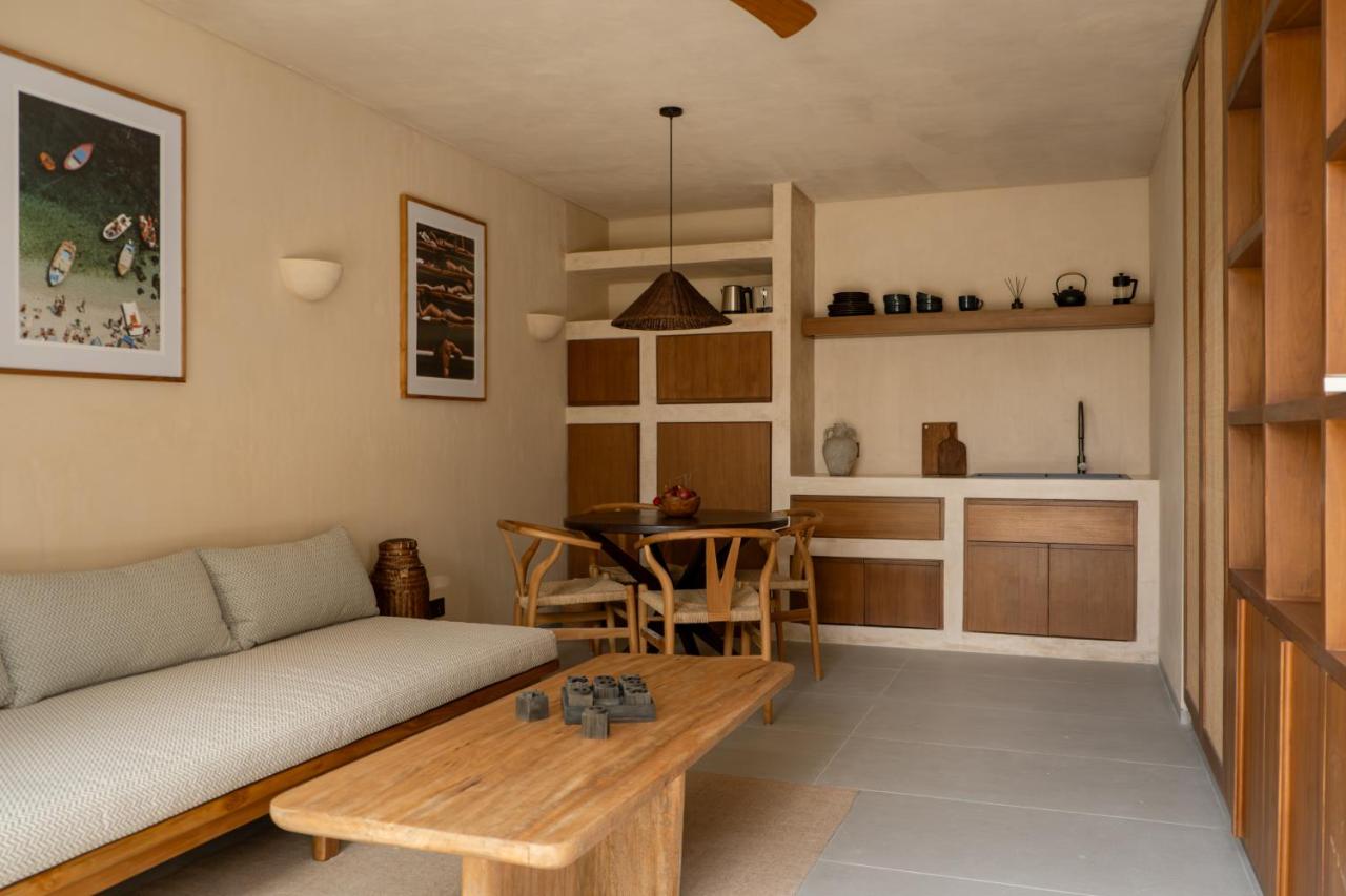 Manuka Studio BIRU 1 BR Beach Shack short walk to Bingin Cliff - 5