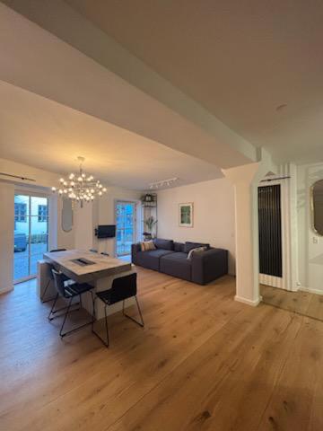 6 Prs Renovated Nyhavn Apt I Exclusive & Rare Find - 2